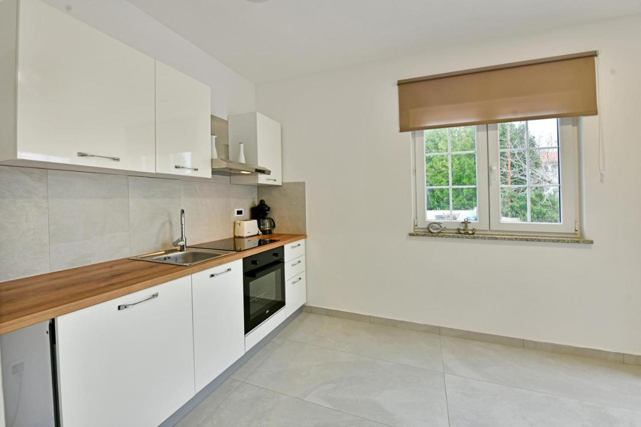 Residence Πόρετς Εξωτερικό φωτογραφία
